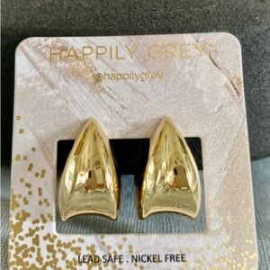 🍄3/29🍄Gold Earrings